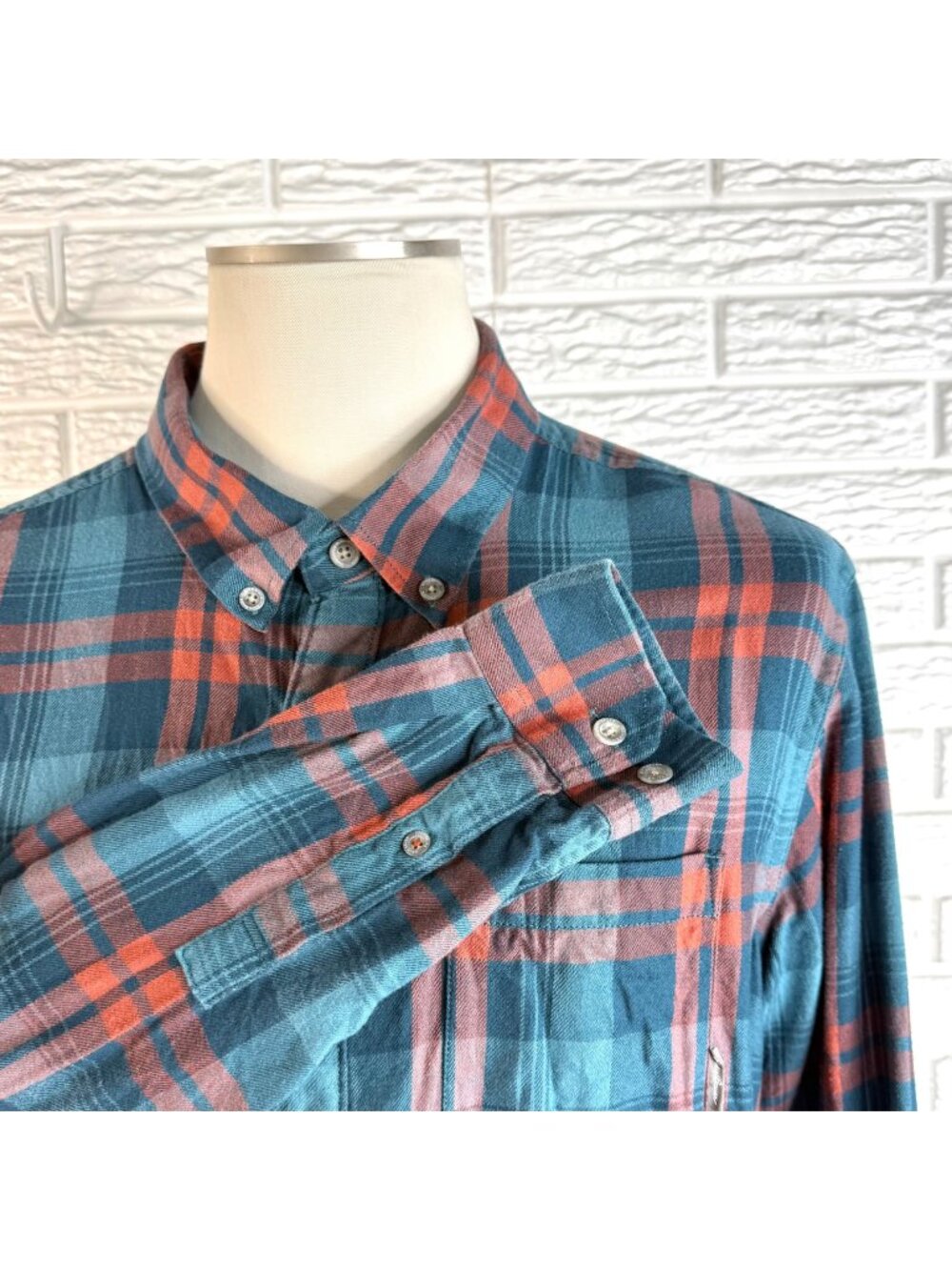 Eddie Bauer Mens Long Sleeve Button Up Flannel Shirt TL Tall Large Classic Fit
